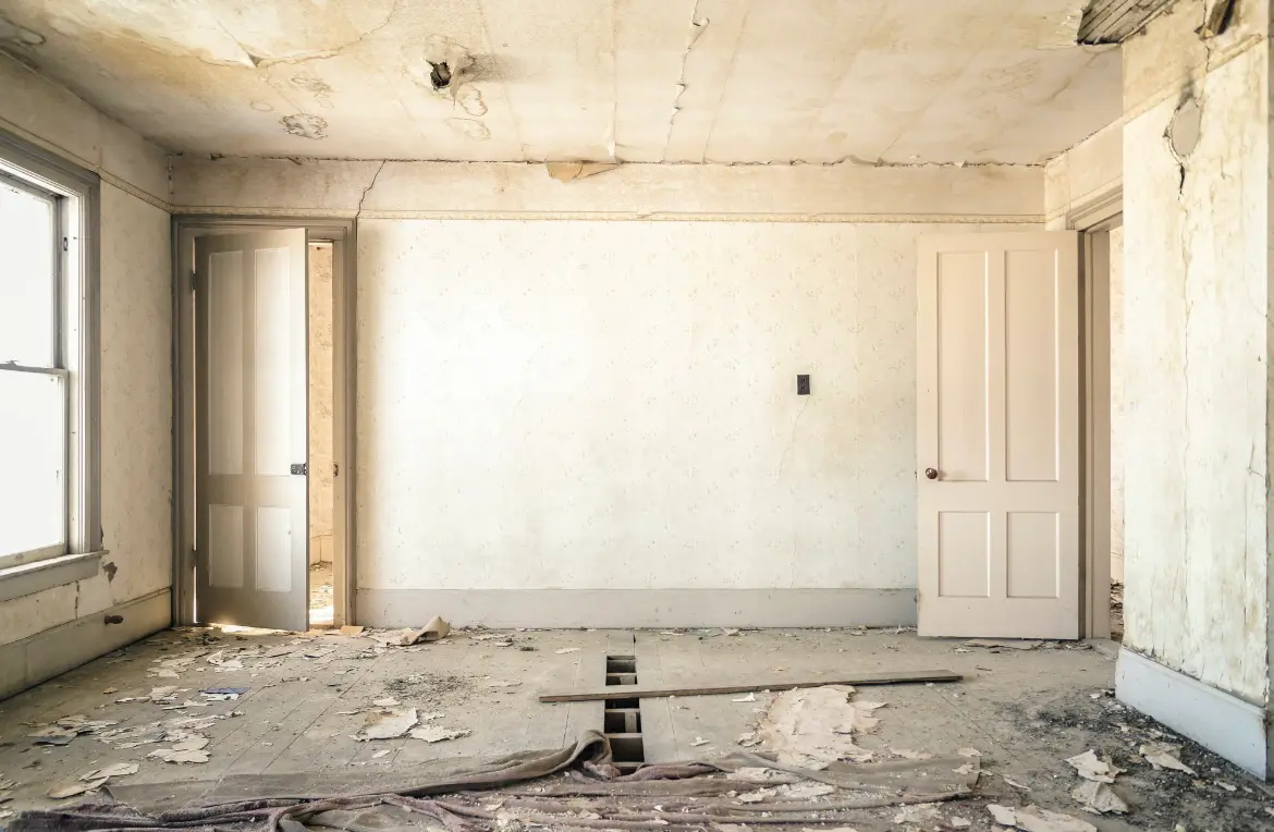 Waste disposal crew managing a cleanout project in Cresskill